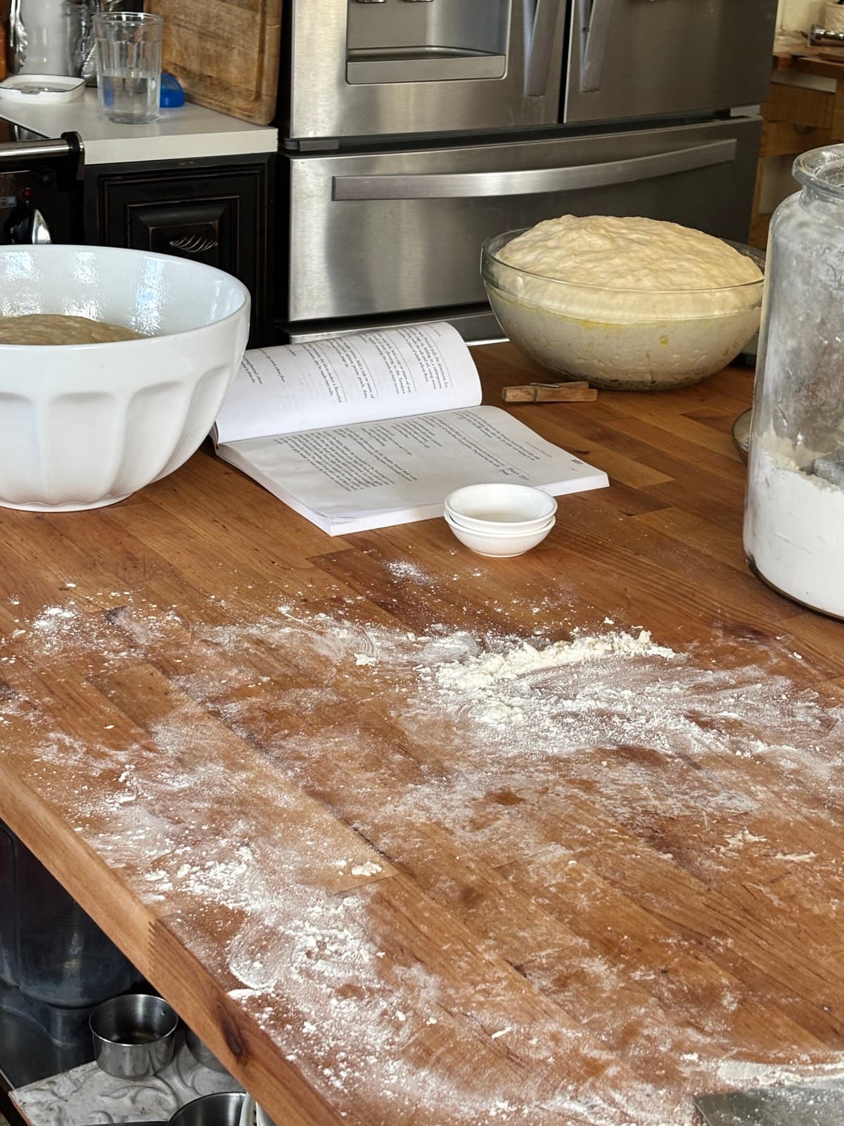 YaYa baking fresh bread