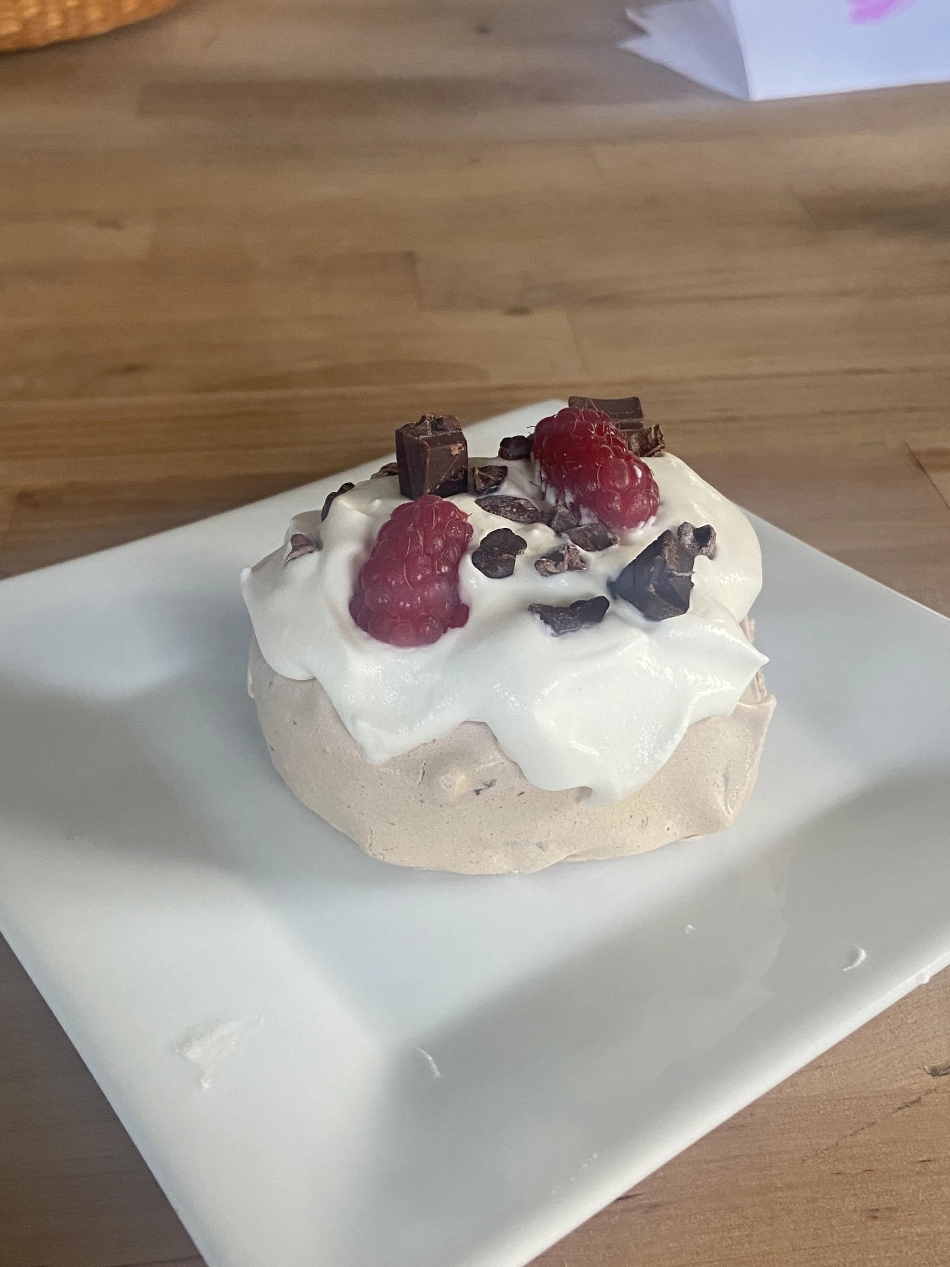 Raspberry pavlova with meringue